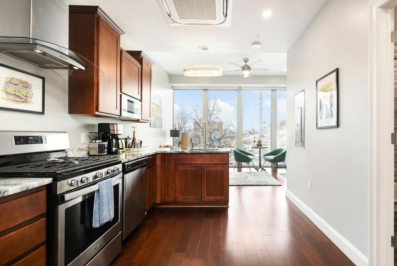 Hostwise Stays - The Washington At Chatham - Free Parking, Private Gym, Skyline Views! Pittsburgh Ngoại thất bức ảnh