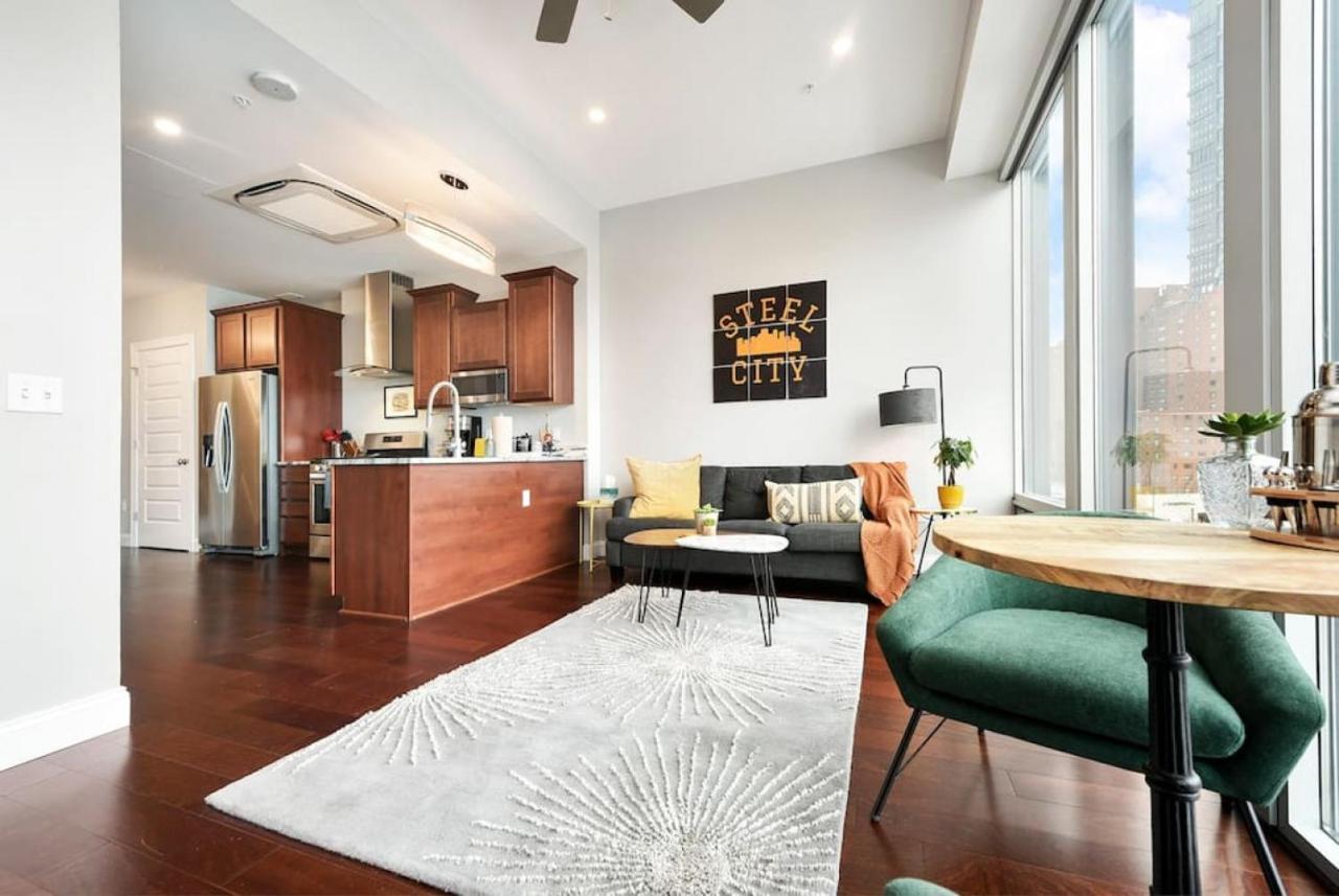 Hostwise Stays - The Washington At Chatham - Free Parking, Private Gym, Skyline Views! Pittsburgh Ngoại thất bức ảnh